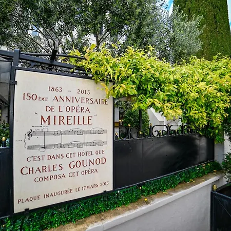 Gounod Hotel