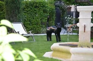 Gounod Hotel 3*