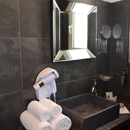 Gounod Hotel